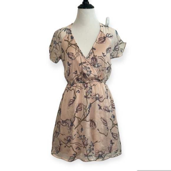Charlotte Russe XS floral fit‎ and flare dress - Picture 1 of 7